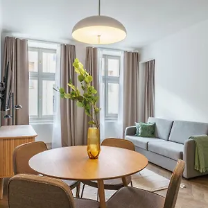 Limehome Halkova Ξενοδοχείο με διαμερίσματα Πράγα